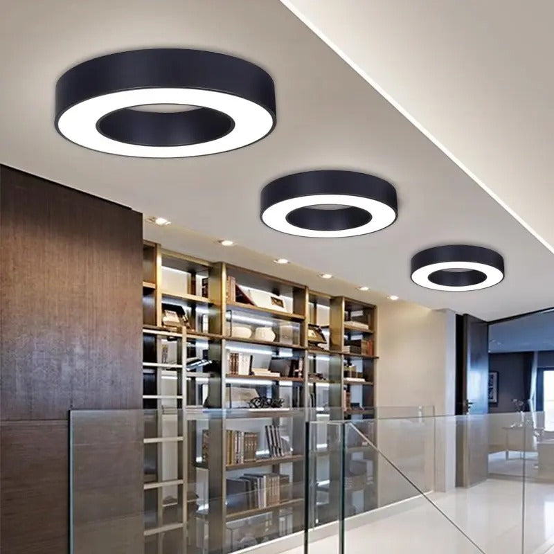 كشاف دائري مفرغ اسود 40سم